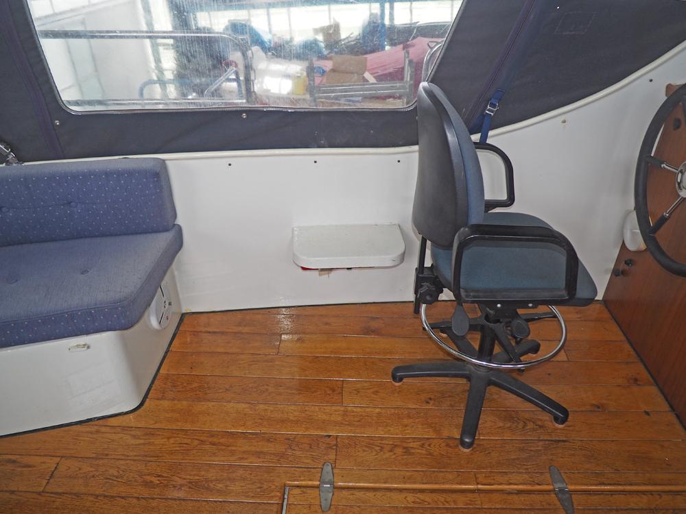  Deck equipment